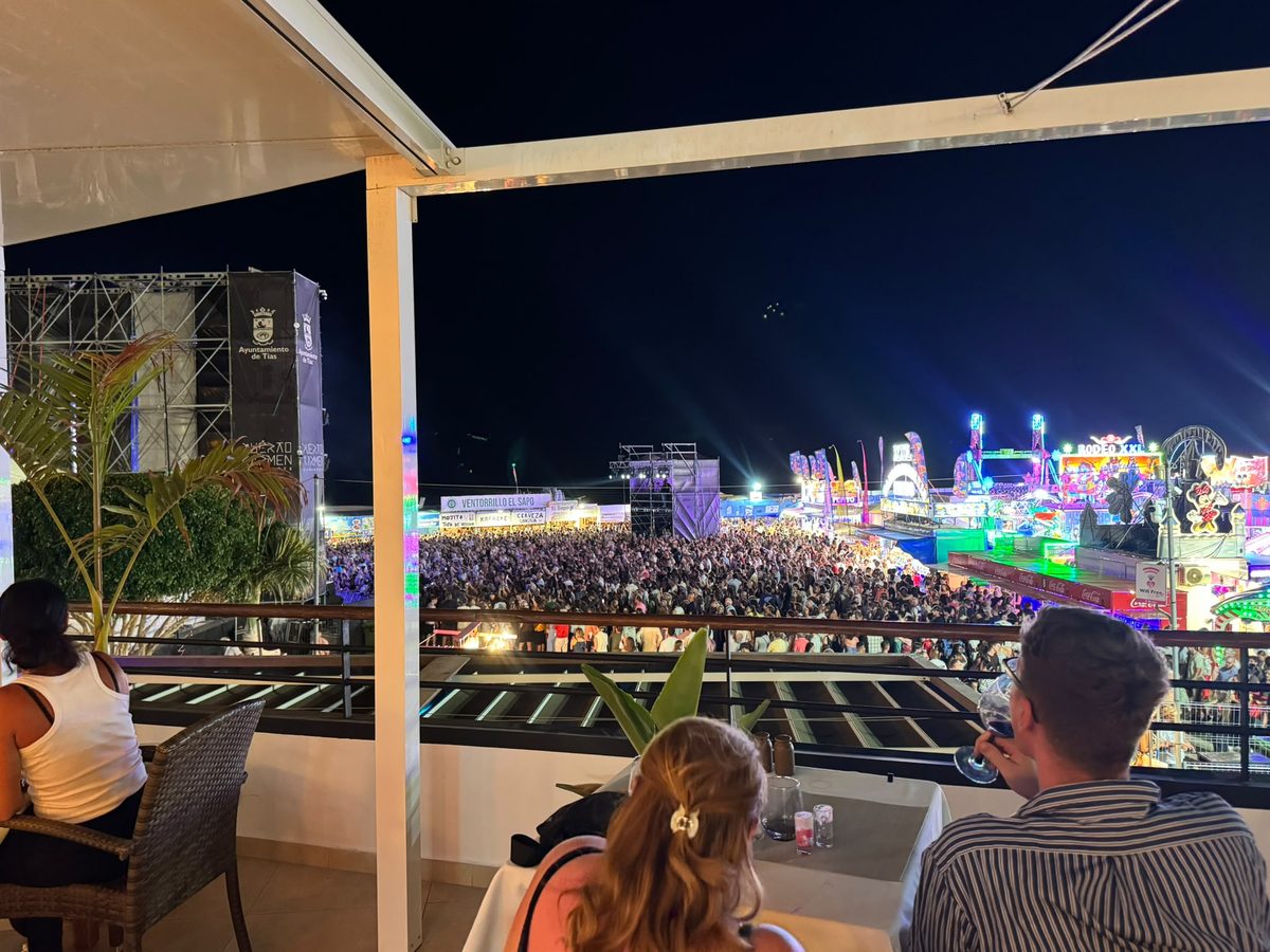 Terraza en la feria — Bellagio Lanzarote
