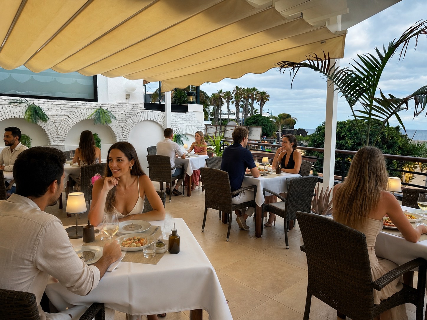 Terraza de Bellagio Lanzarote con vistas al mar